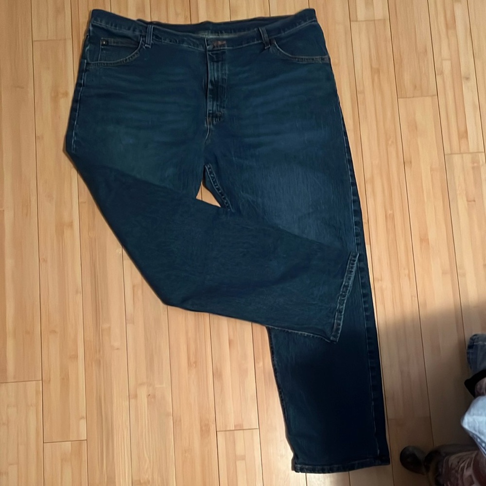 Wrangler 44x32 relaxed fit